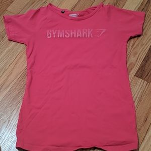 • Pink Gymshark T-shirt •